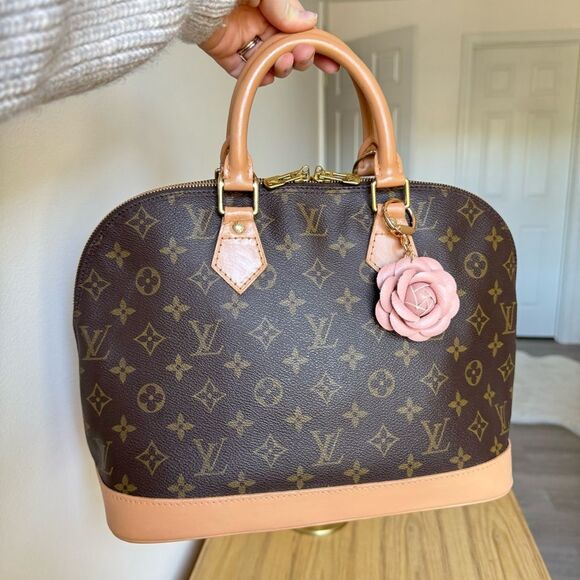 ✅AUTHENTIC✅LOUIS VUITTON ALMA PM - Picture 3 of 17